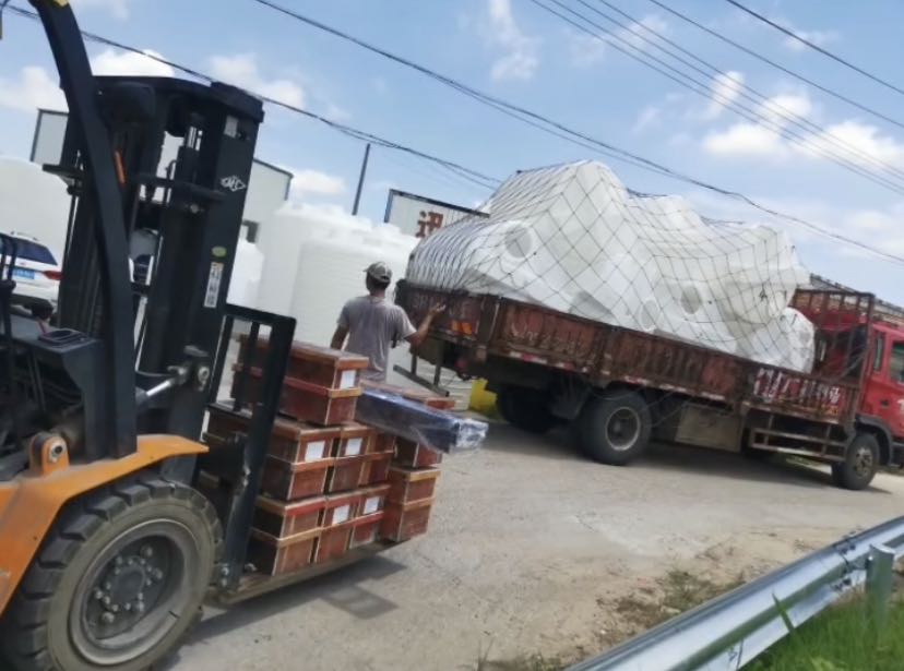 塑料水箱容器哪家好？